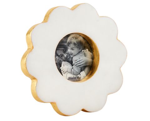 Image of CIRCLE SCALLOP MARBLE FRAME