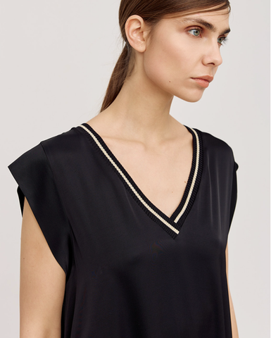 Image of Satin Dress With Ribbed Details-Black