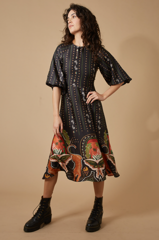 Image of Mood Midi Dress